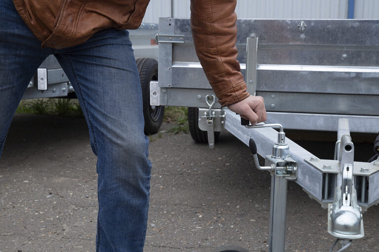 Can My Car Tow a Full Size Trailer? Zore’s Towing Blog of IndianaZore
